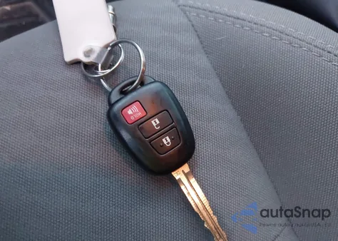 2021 Toyota Tacoma Sr5 z USA, uszkodzony, nr VIN 5TFAX5GN3MX189710